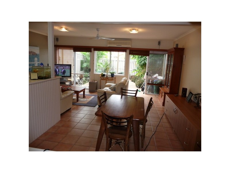 45/21 Elliott, Surfers Paradise QLD 4217