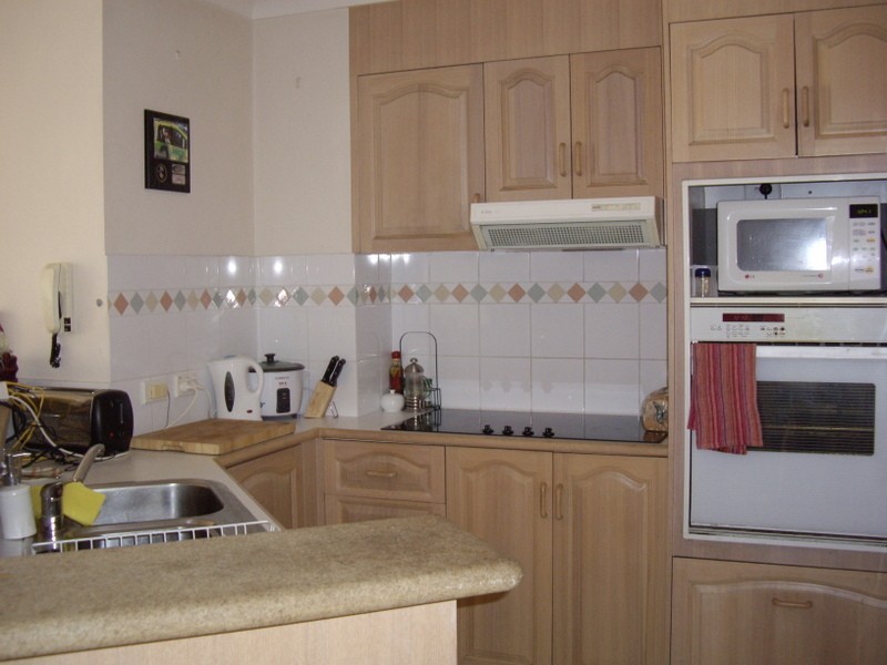 3 Federation Avenue, Broadbeach QLD 4218