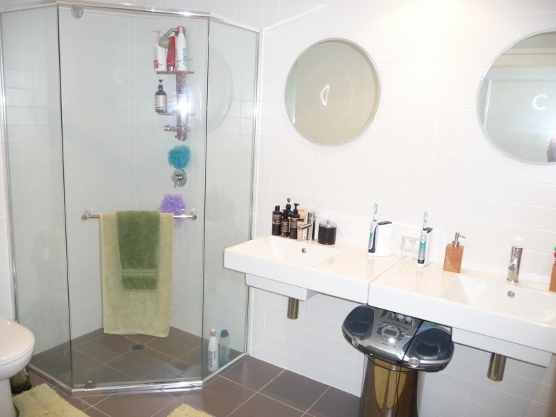 701/6 Tarcoola Crescent, Surfers Paradise QLD 4217