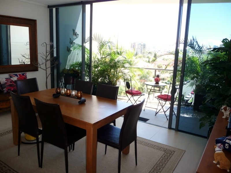 701/1 Stanhill Drive, Chevron Island QLD 4217