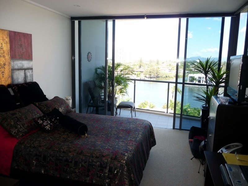 701/1 Stanhill Drive, Chevron Island QLD 4217