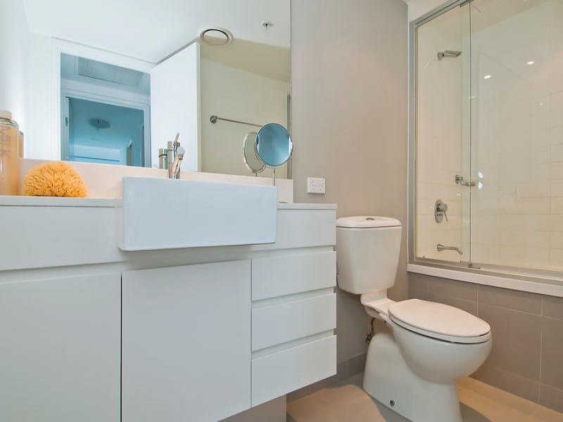 22604/5 Lawson, Southport QLD 4215
