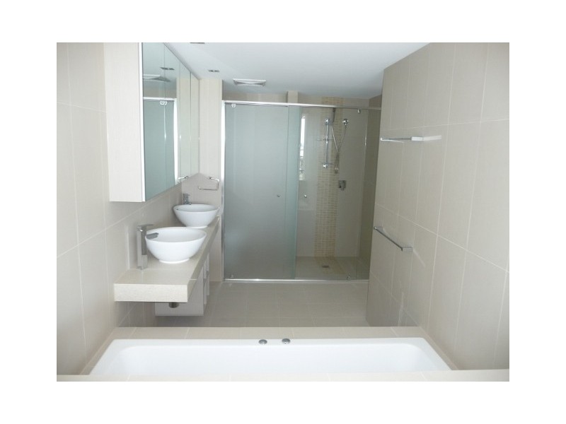 57/53 Darrambal, Chevron Island QLD 4217