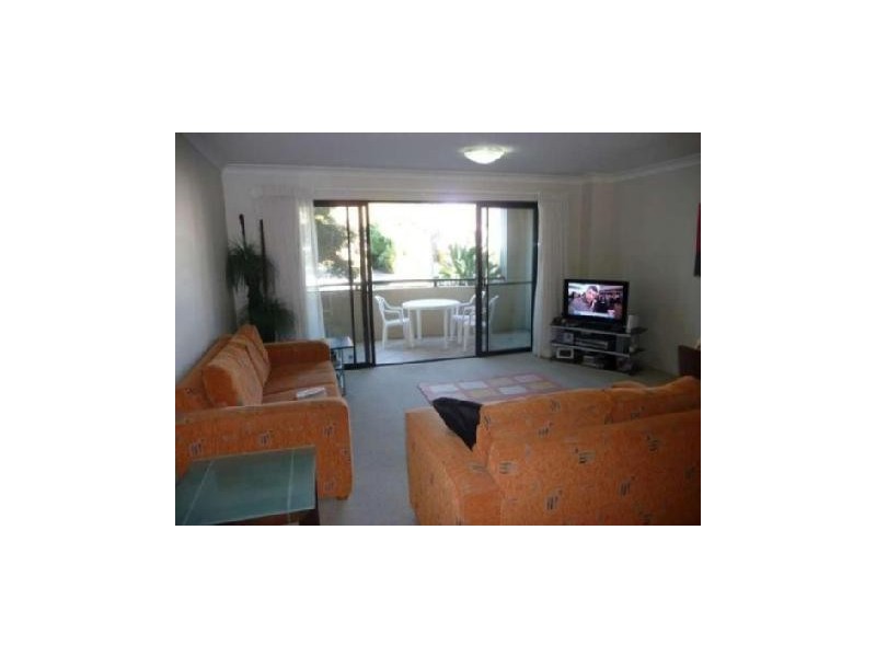 117/392 Marine Parade, Labrador QLD 4215