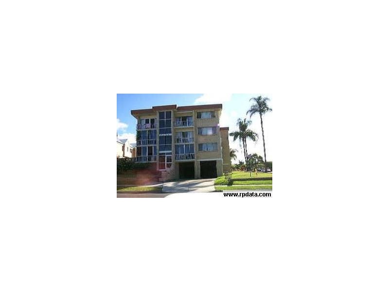 6 Garden Street, Southport QLD 4215