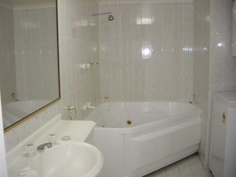 48/510 Marine Parade, Biggera Waters QLD 4216