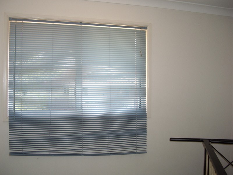 127 Greenacre Drive, Parkwood QLD 4214