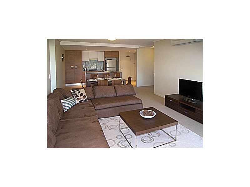 154 Musgrave Street, Southport QLD 4215