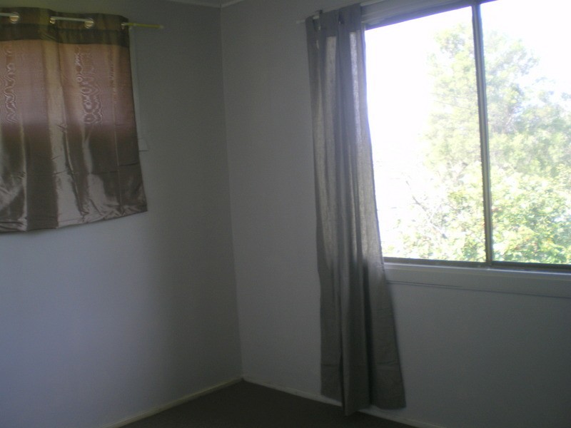 61 Kumbari Avenue, Southport QLD 4215