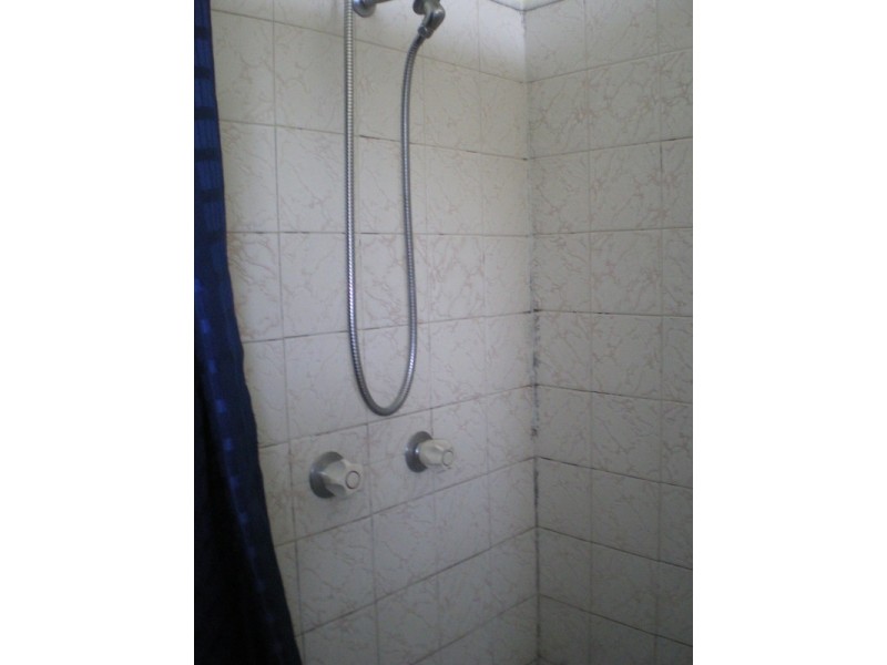 61 Kumbari Avenue, Southport QLD 4215