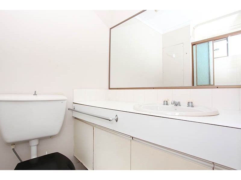 540 Marine Parade, Biggera Waters QLD 4216