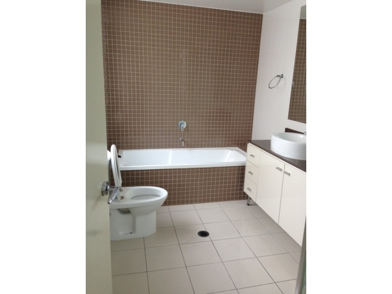 1 Aqua Street, Southport QLD 4215