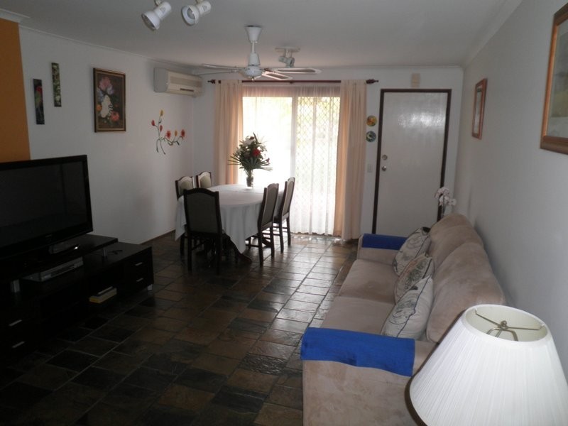 1/24 Morinda Way, Labrador QLD 4215