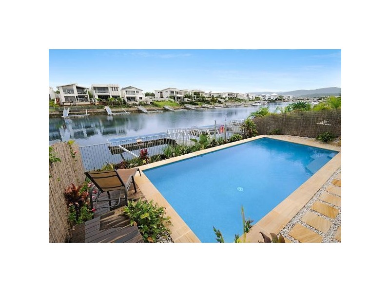 10 Quayside Drive, Hope Island QLD 4212