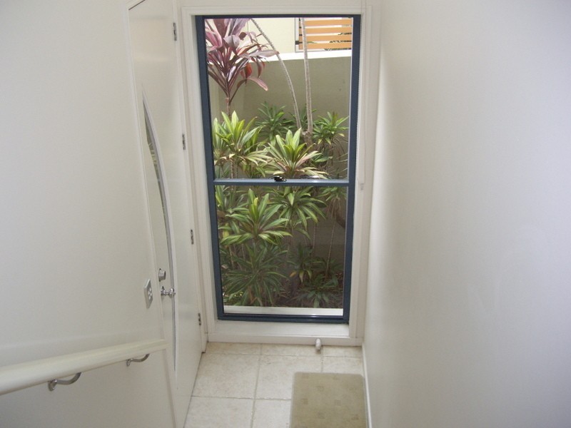 2055/1 The Vistas Drive, Carrara QLD 4211