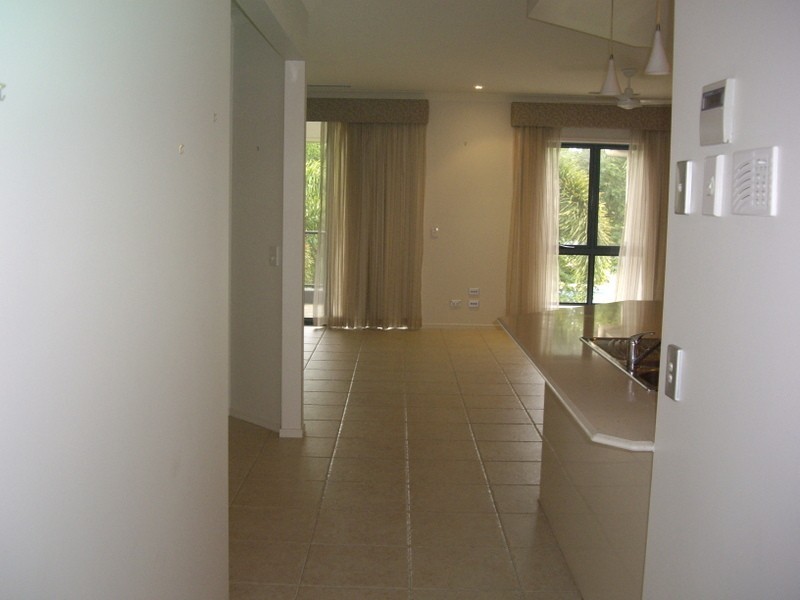 2055/1 The Vistas Drive, Carrara QLD 4211