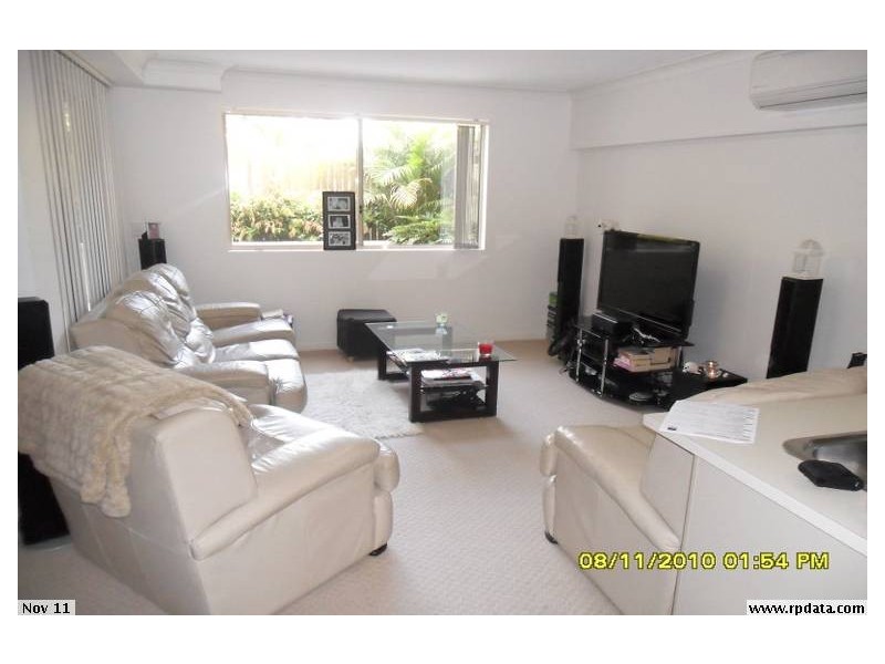 3/13D Wyndham Avenue, Southport QLD 4215
