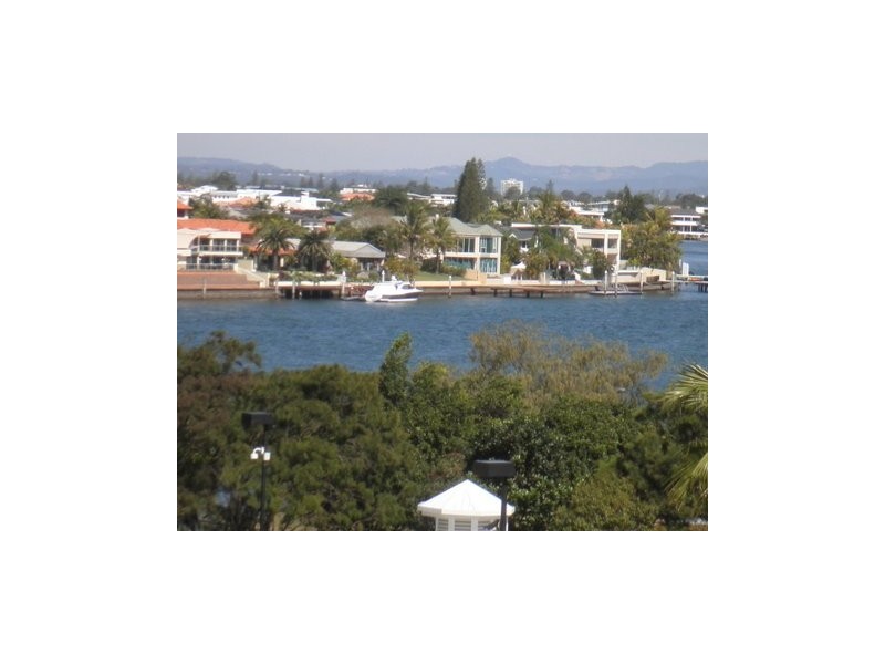 618/1 Aqua street, Southport QLD 4215