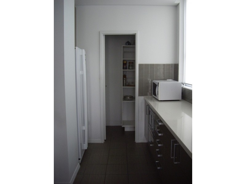 2802/4 Como Crescent, Southport QLD 4215