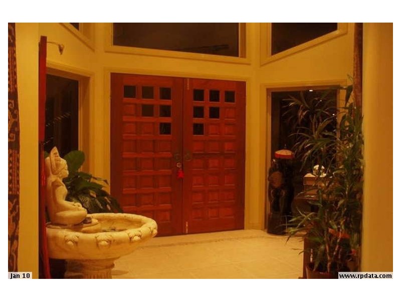 5 METRICUP COURT, Mermaid Waters QLD 4218