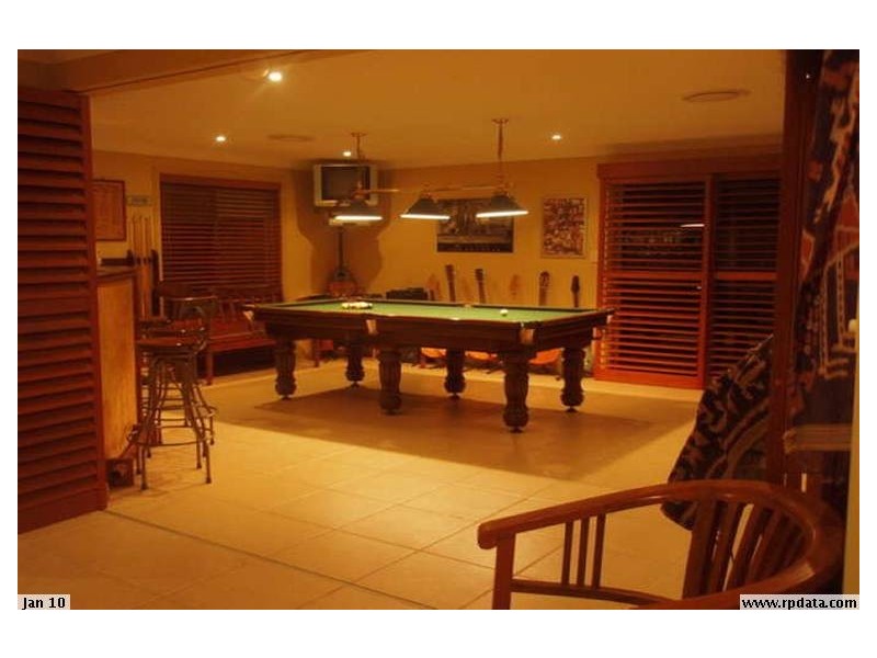 5 METRICUP COURT, Mermaid Waters QLD 4218