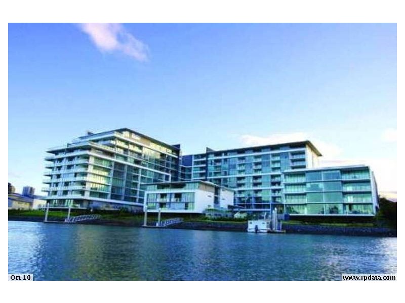 2410/33 T E Peters Drive, Broadbeach QLD 4218