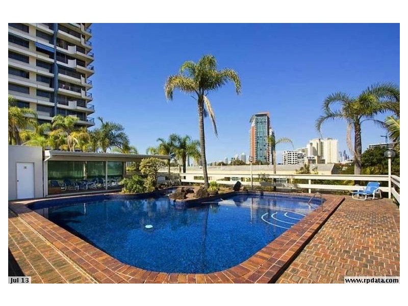 15E/10 Marine Parade, Southport QLD 4215