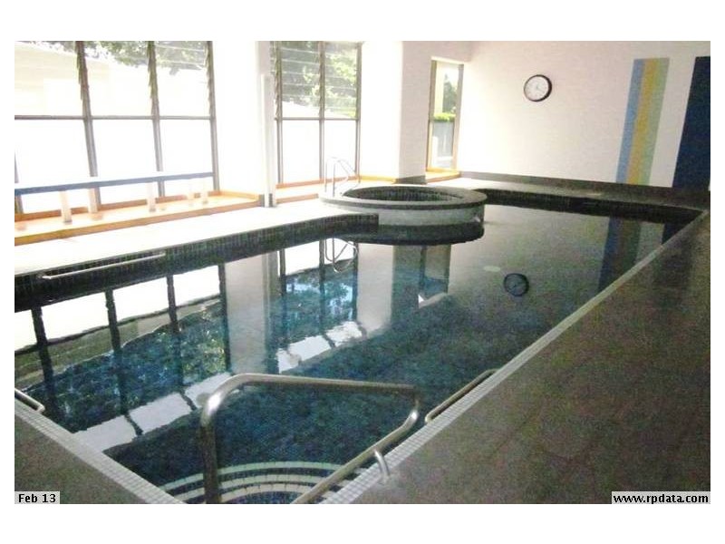 15E/10 Marine Parade, Southport QLD 4215