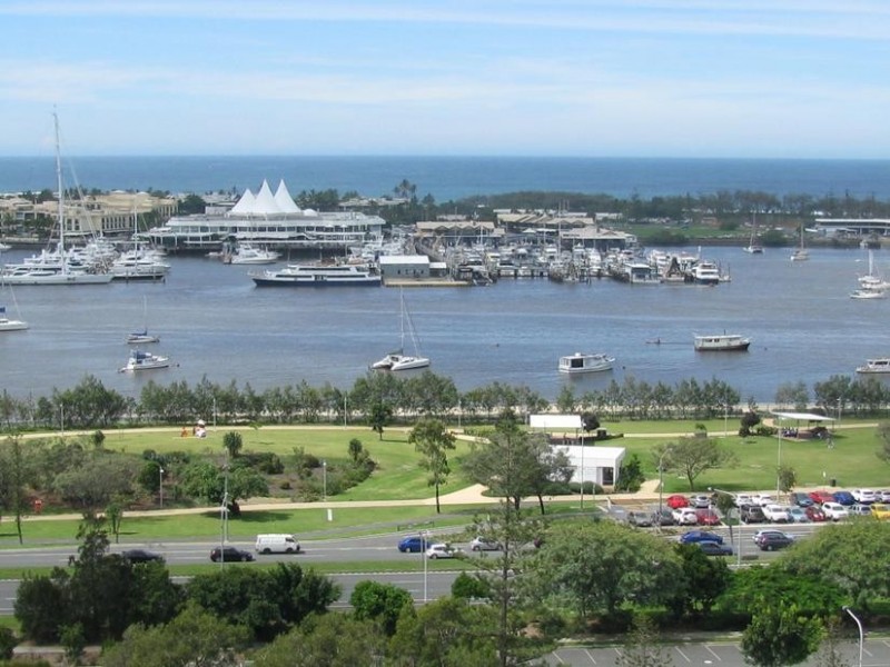 15E/10 Marine Parade, Southport QLD 4215