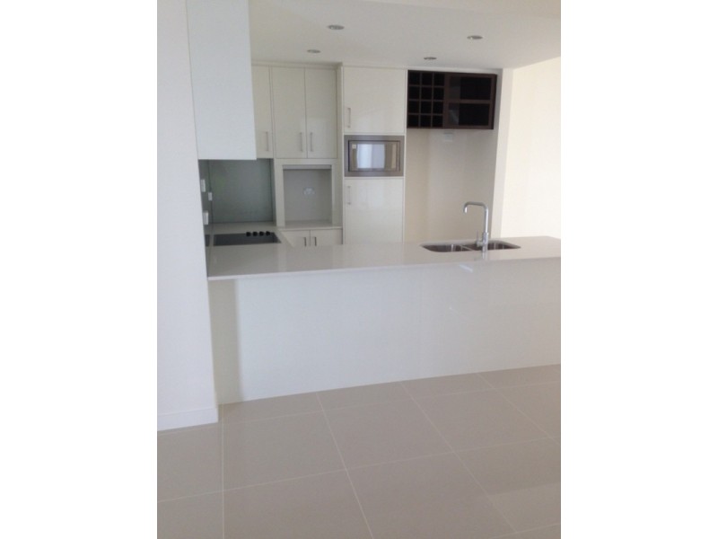 2/29 Ward Street, Southport QLD 4215