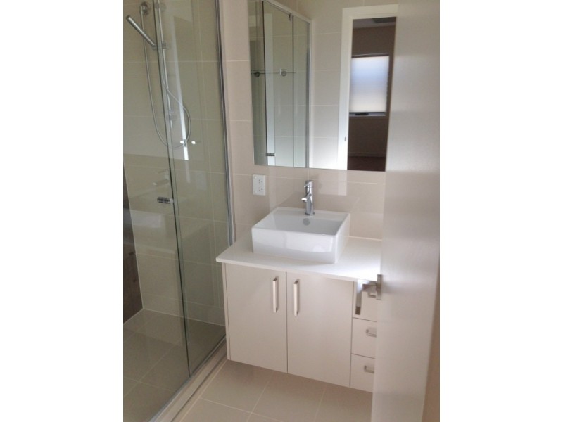 2/29 Ward Street, Southport QLD 4215