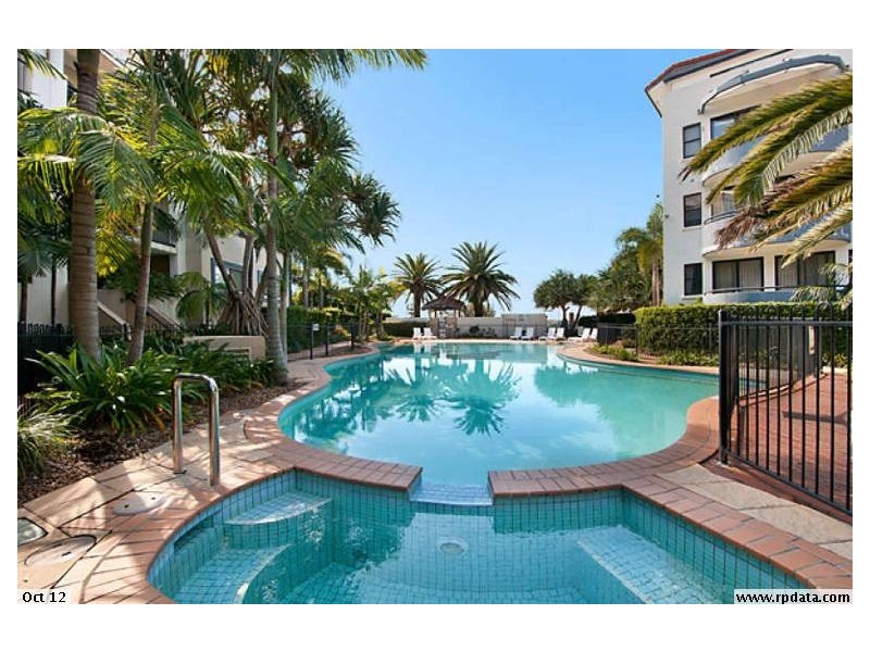 205/392 Marine Parade, Labrador QLD 4215