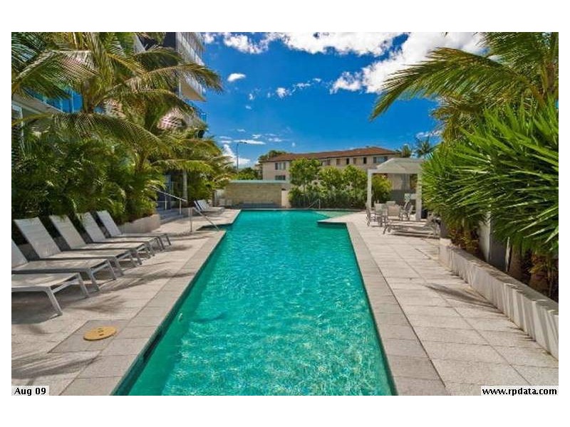 1002/438 Marine Parade, Biggera Waters QLD 4216