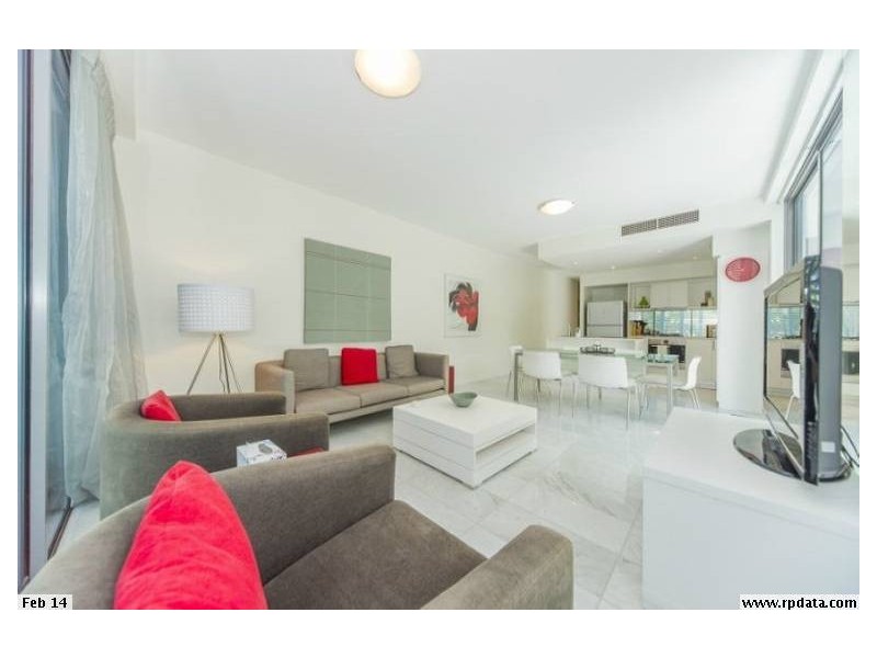 1002/438 Marine Parade, Biggera Waters QLD 4216