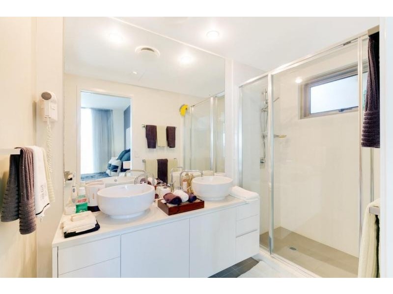 1002/438 Marine Parade, Biggera Waters QLD 4216