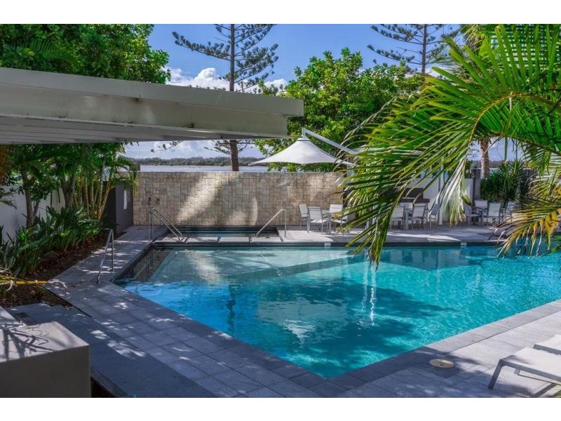 1002/438 Marine Parade, Biggera Waters QLD 4216