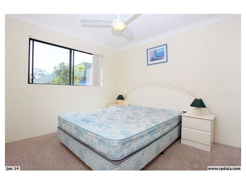 25/33 Lenneberg Street, Southport QLD 4215