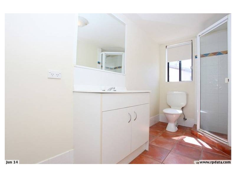 25/33 Lenneberg Street, Southport QLD 4215