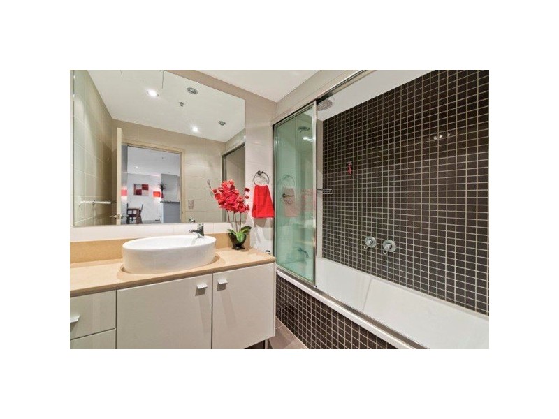 1101/1 Aqua street, Southport QLD 4215