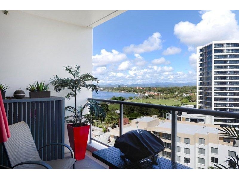 1101/1 Aqua street, Southport QLD 4215