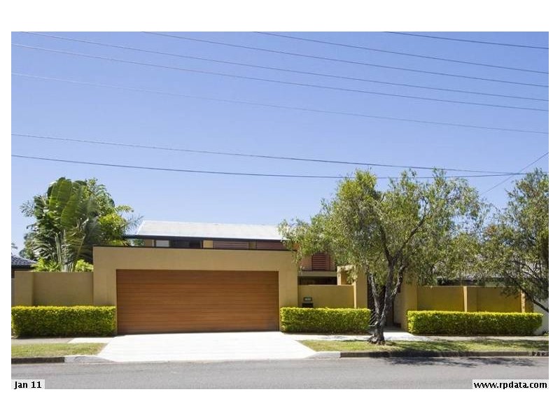 187 Whiting Street, Labrador QLD 4215