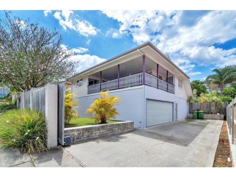 5 Gillian Lane, Southport QLD 4215
