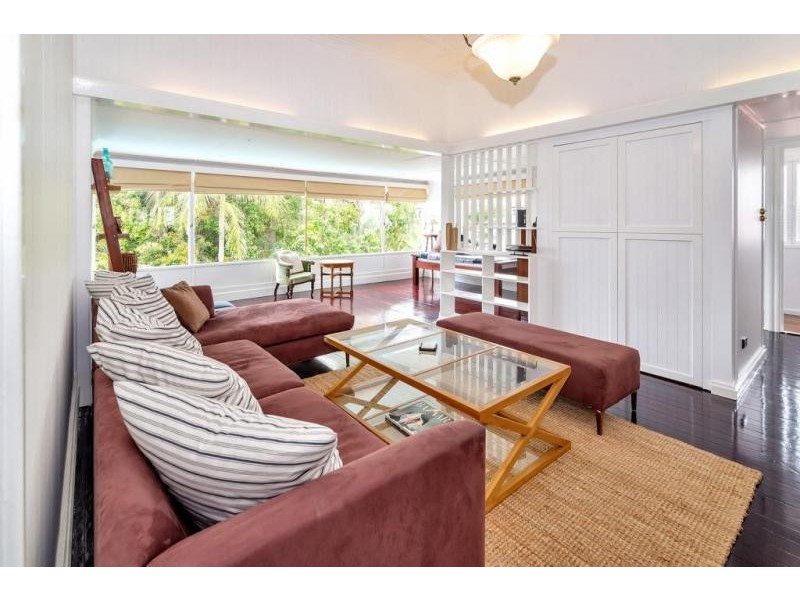 5 Gillian Lane, Southport QLD 4215