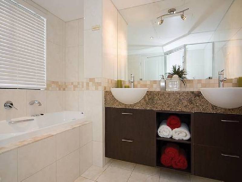 Runaway Bay QLD 4216