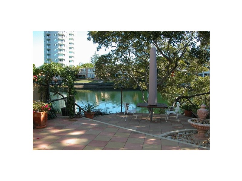 Surfers Paradise QLD 4217