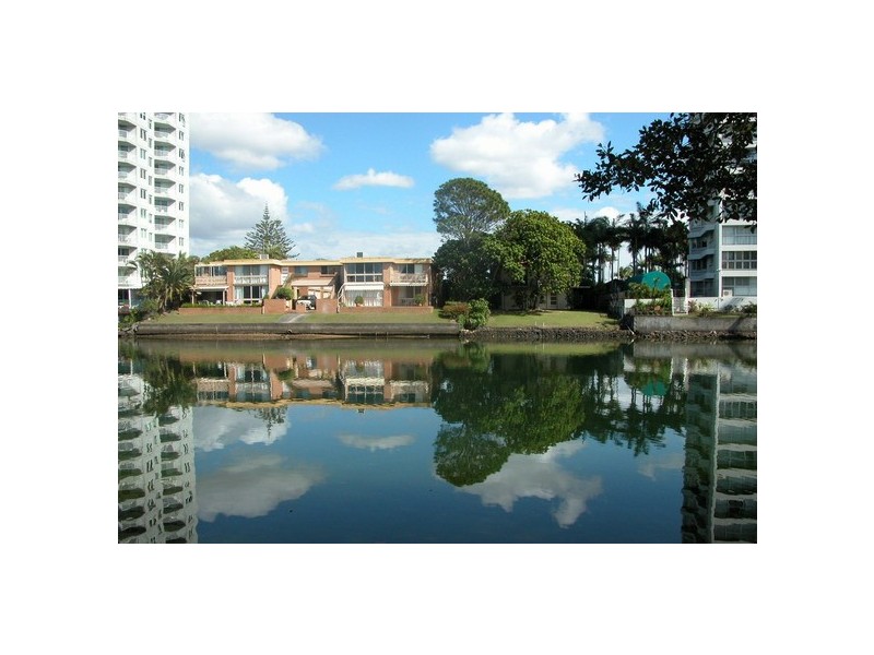 Surfers Paradise QLD 4217