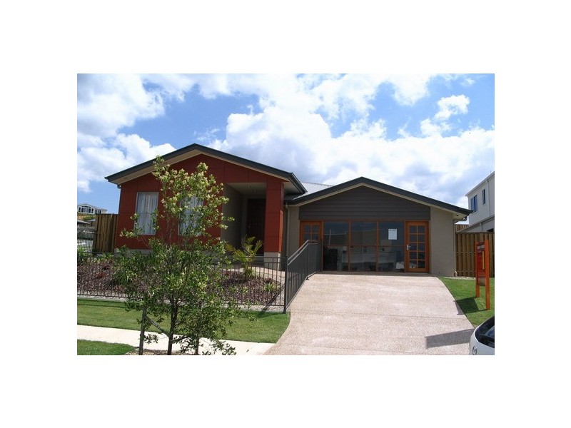Pacific Pines QLD 4211