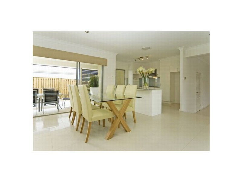 Pacific Pines QLD 4211