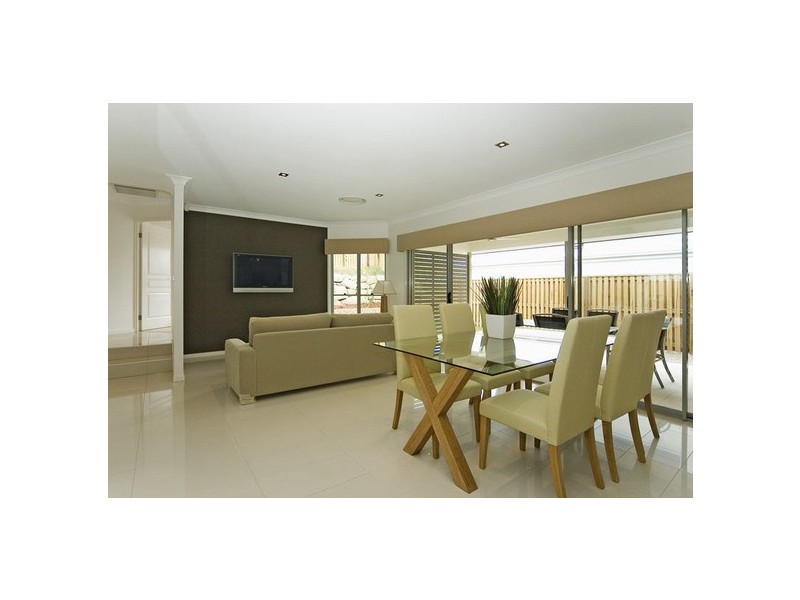 Pacific Pines QLD 4211