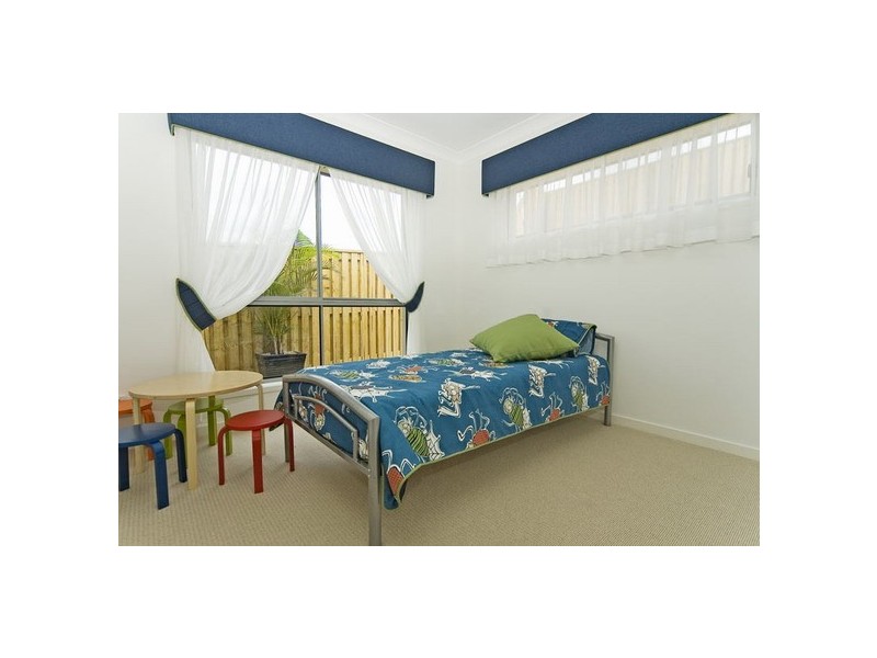 Pacific Pines QLD 4211